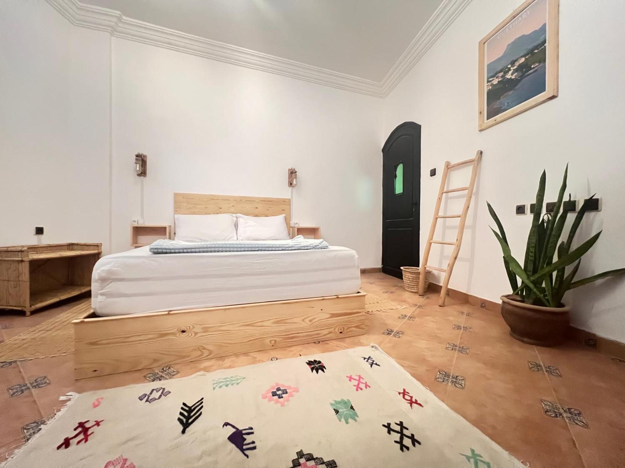 Tamraght Arima Surf Houseホステル エクステリア 写真