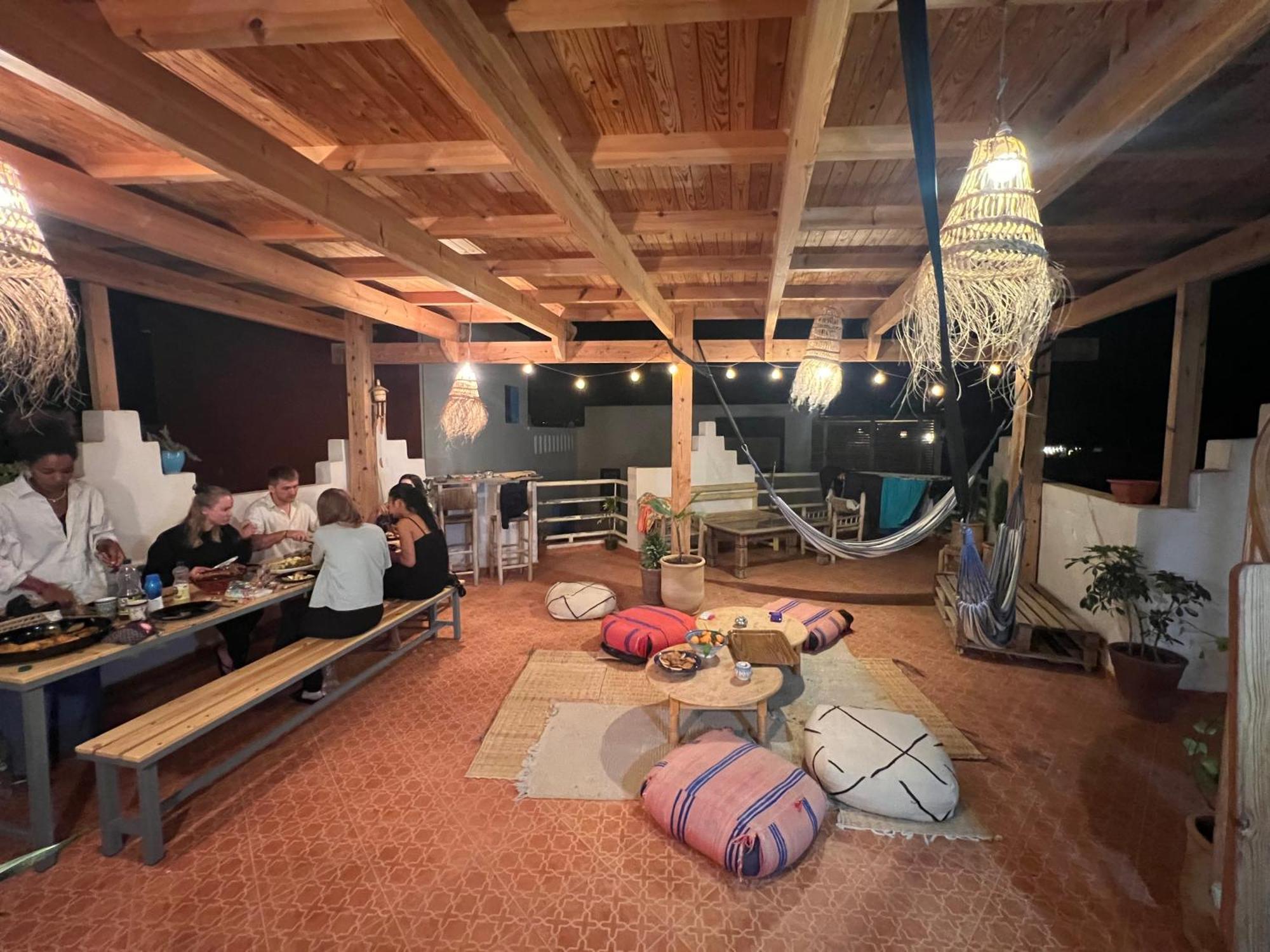 Tamraght Arima Surf Houseホステル エクステリア 写真