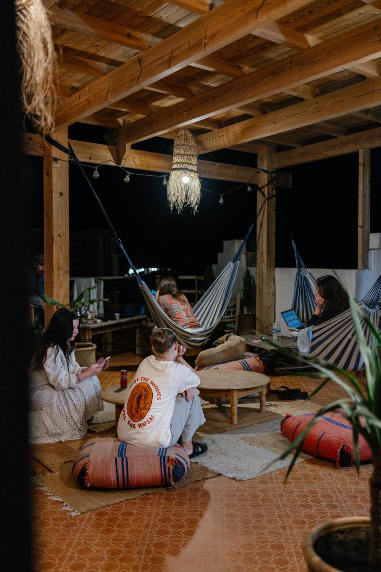 Tamraght Arima Surf Houseホステル エクステリア 写真